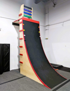 3Ninja Warrior Warped Wall 