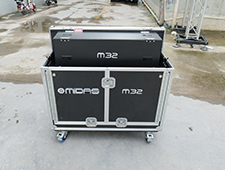 Custom M32 Mixer Case Flight Road Hydraulic Flip Case for Midas M32 Mixer Console
