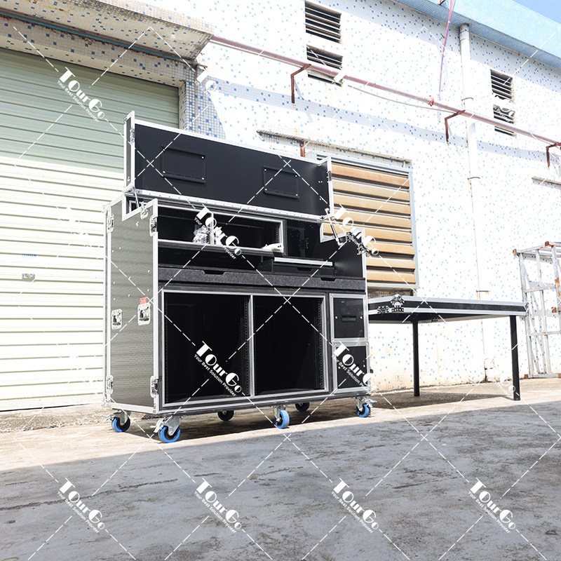 24-27 Inch Monitors Workstation Broadcasting Fight Case Live Equipment Travel Flight Rack Case