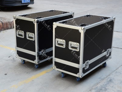 3ATA Flight Case for Two QSC-KW153 Speakers
