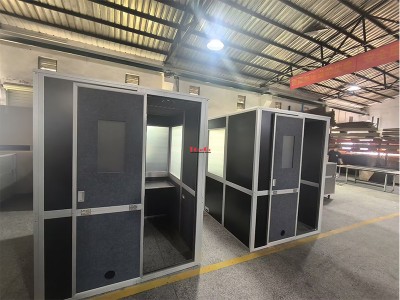 Easy for Elevators Black Two Person ISO Interpretation Booth for Simultaneous Translation Booth Conference Cabin