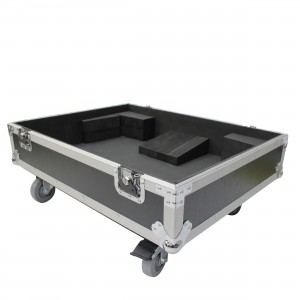 3Speaker Flight Case