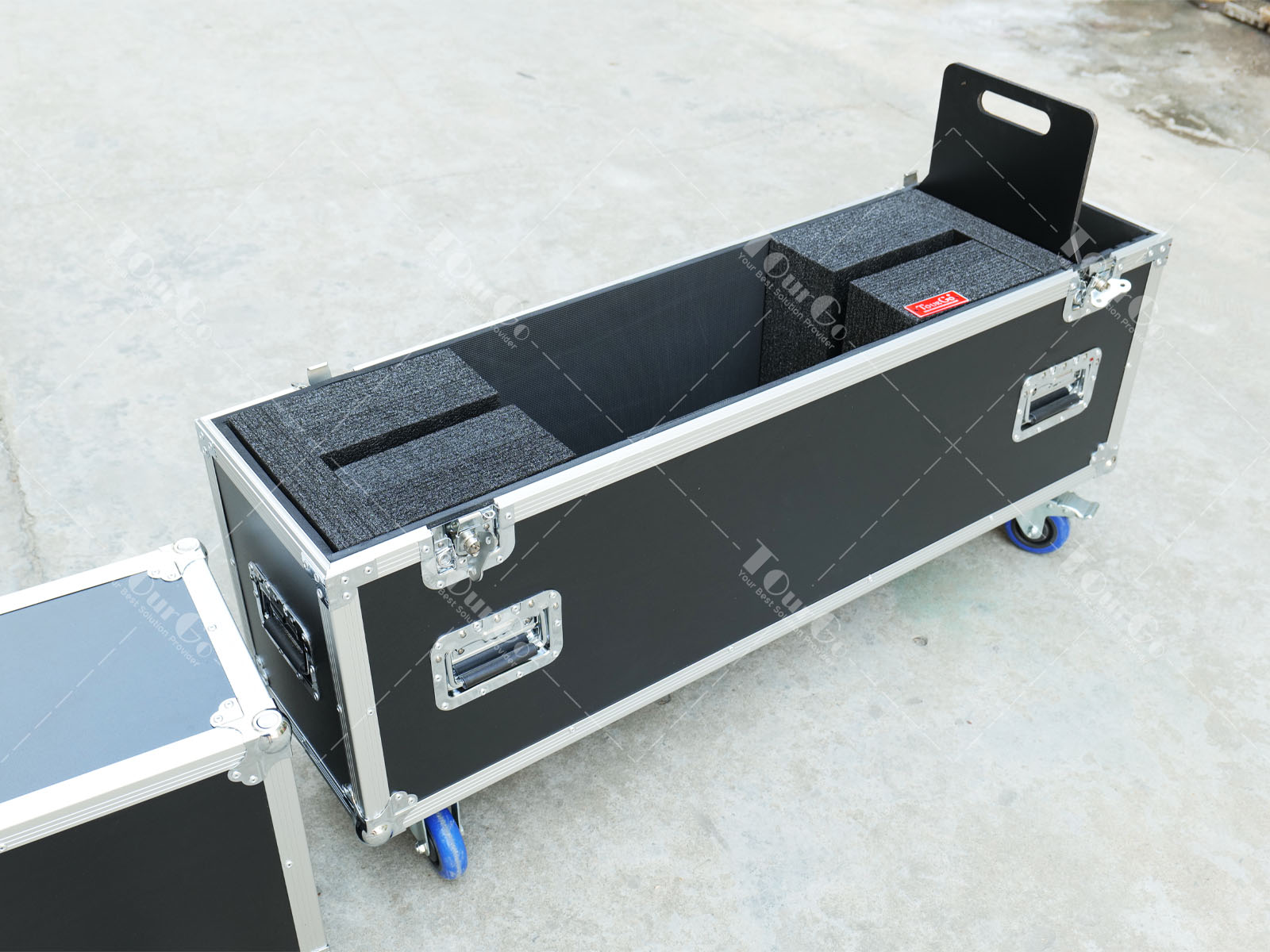 3 TV Flight Case 