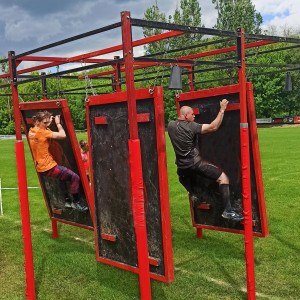 3 Big climbing wall 