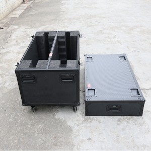 TourGo All in Black 43inch Dual Universal LCD LED TV ATA Flight Case W/4X4″ Casters