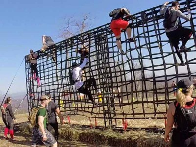 Spartan Race Obstacles VERTICAL CARGO NET Climbing Vertical Cargo 2.0