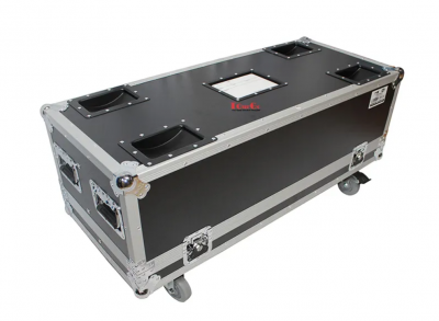 3Flight Case With 4 inch Wheels