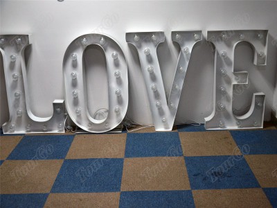 3FT-LED -LOVE -LETTER-2