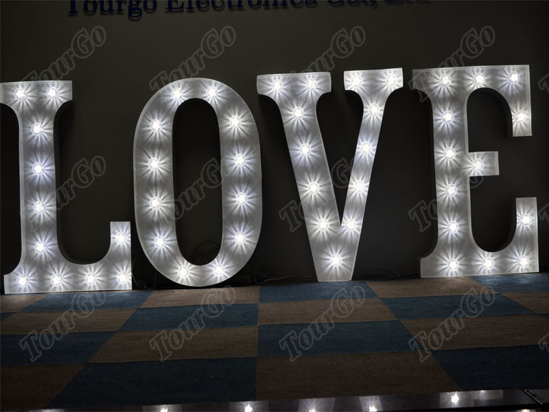 91cm(3ft）ICE White LED light Up “LOVE” Letter