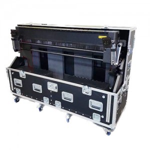 40Yamaha PM7/10 Rivage Console