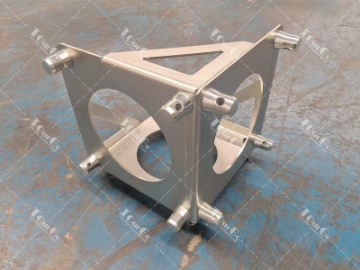 3 Way Square Truss 