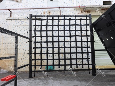 4 Climbing Obstacles 