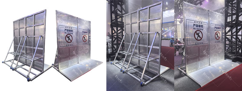 4 Crowd Barrier 