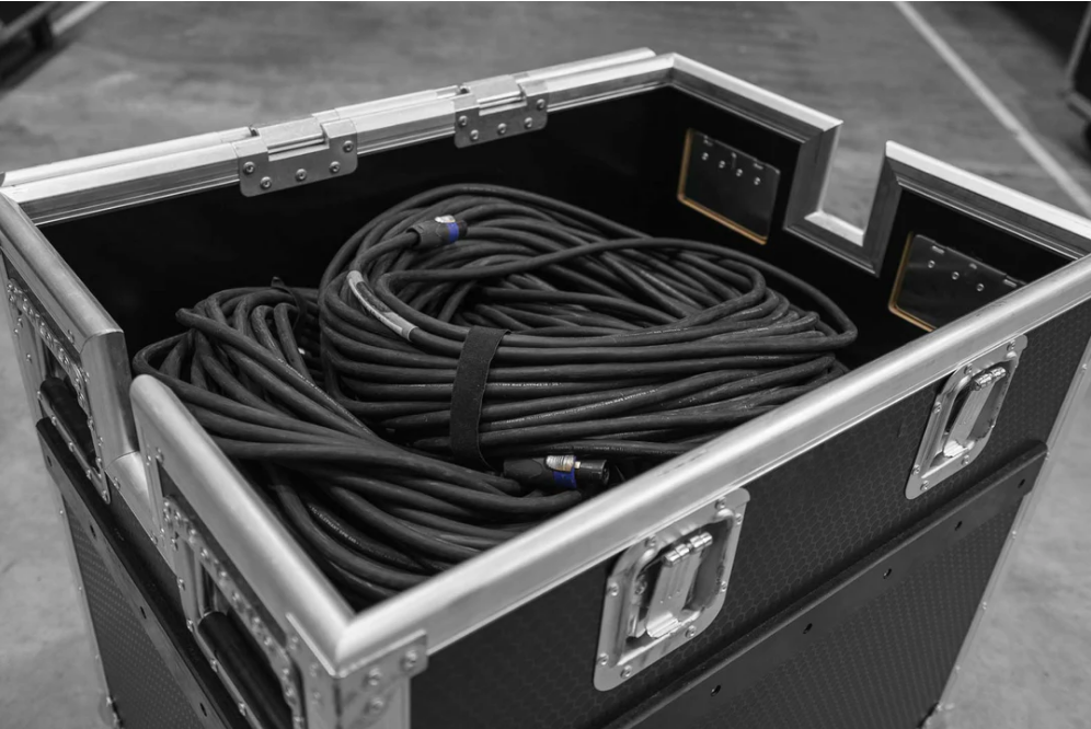 24 X 30 TALL CADILLAC CASE