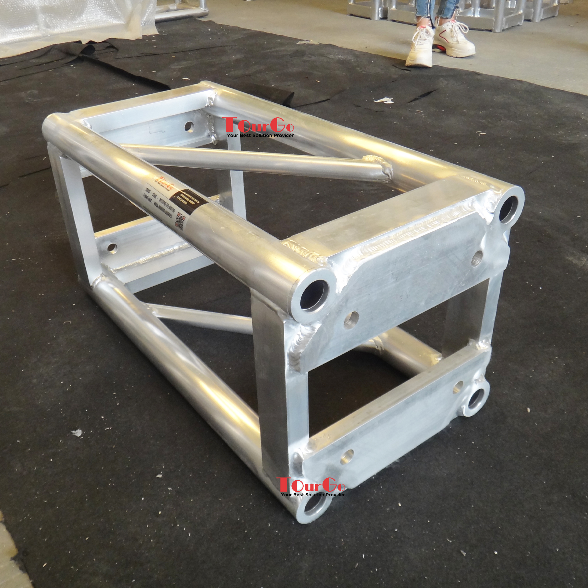 42 Box Truss
