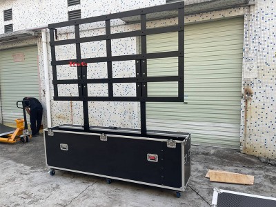 Mobile Motorised Electrical Lift Transport Flight case for LED Screen Support