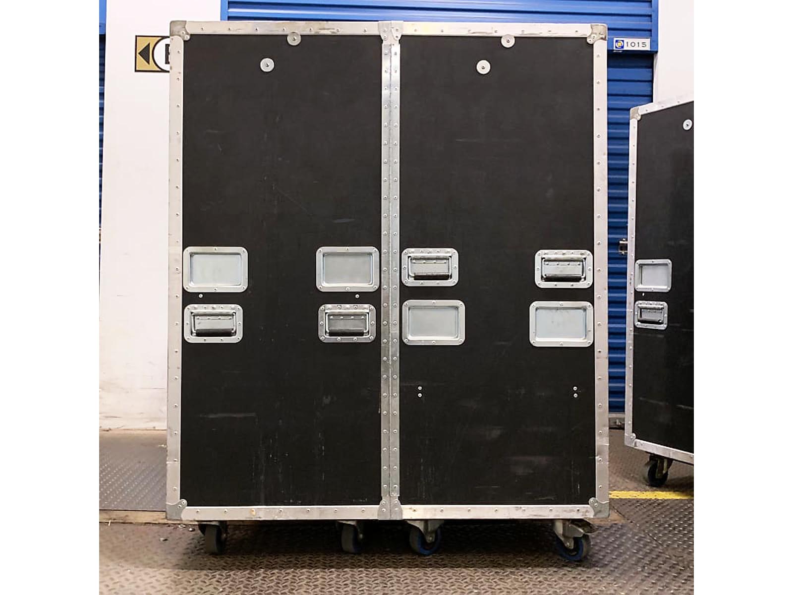 4Custom Wardrobe Flight Case 