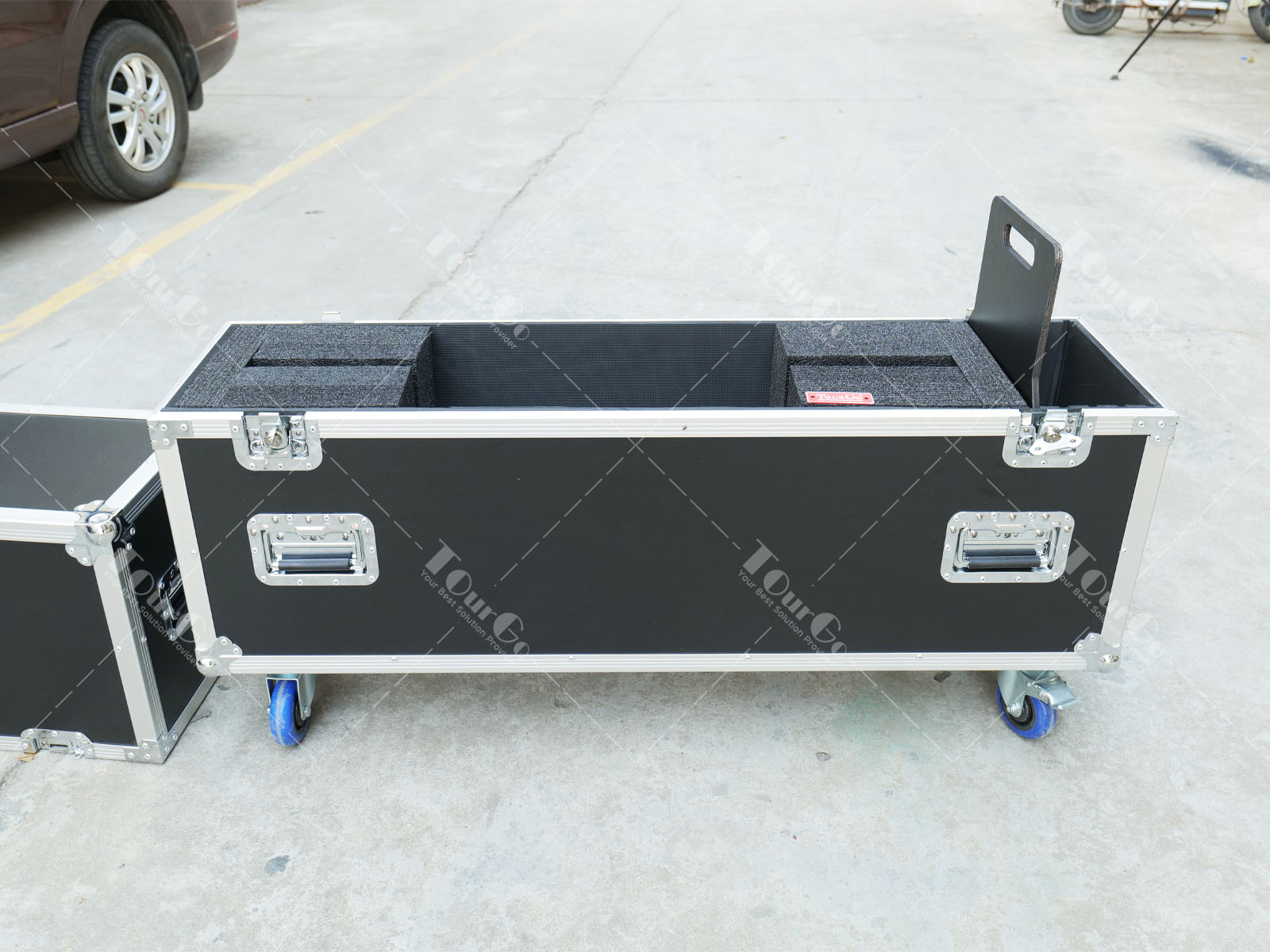 4 TV Flight Case 