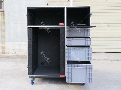 4Workstation Flight Case