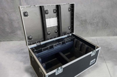 4 Lighting Cases /