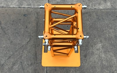 Gold sigot truss