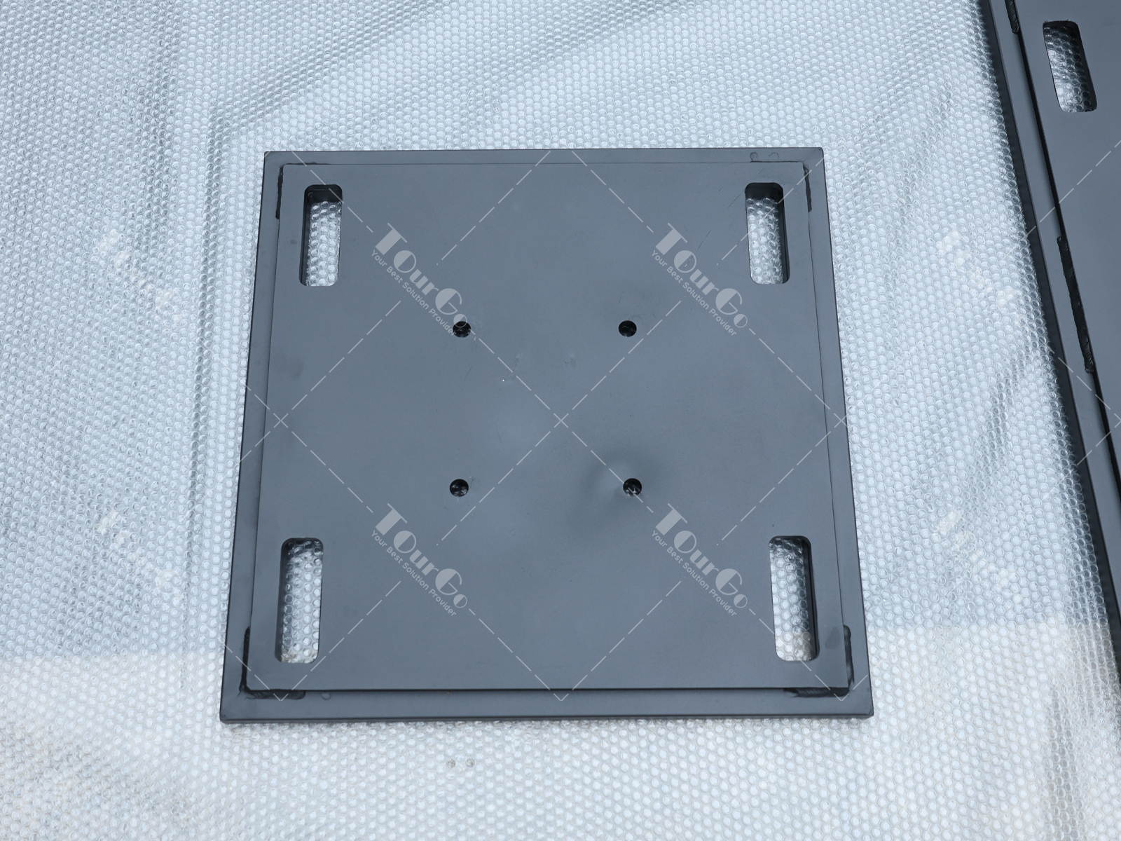 24” x 24” Tomcat Style  black base plate (Black)