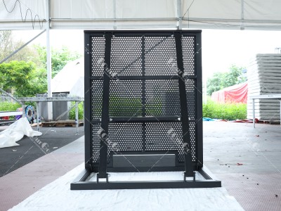 4 BLACK STAGE BARRIER