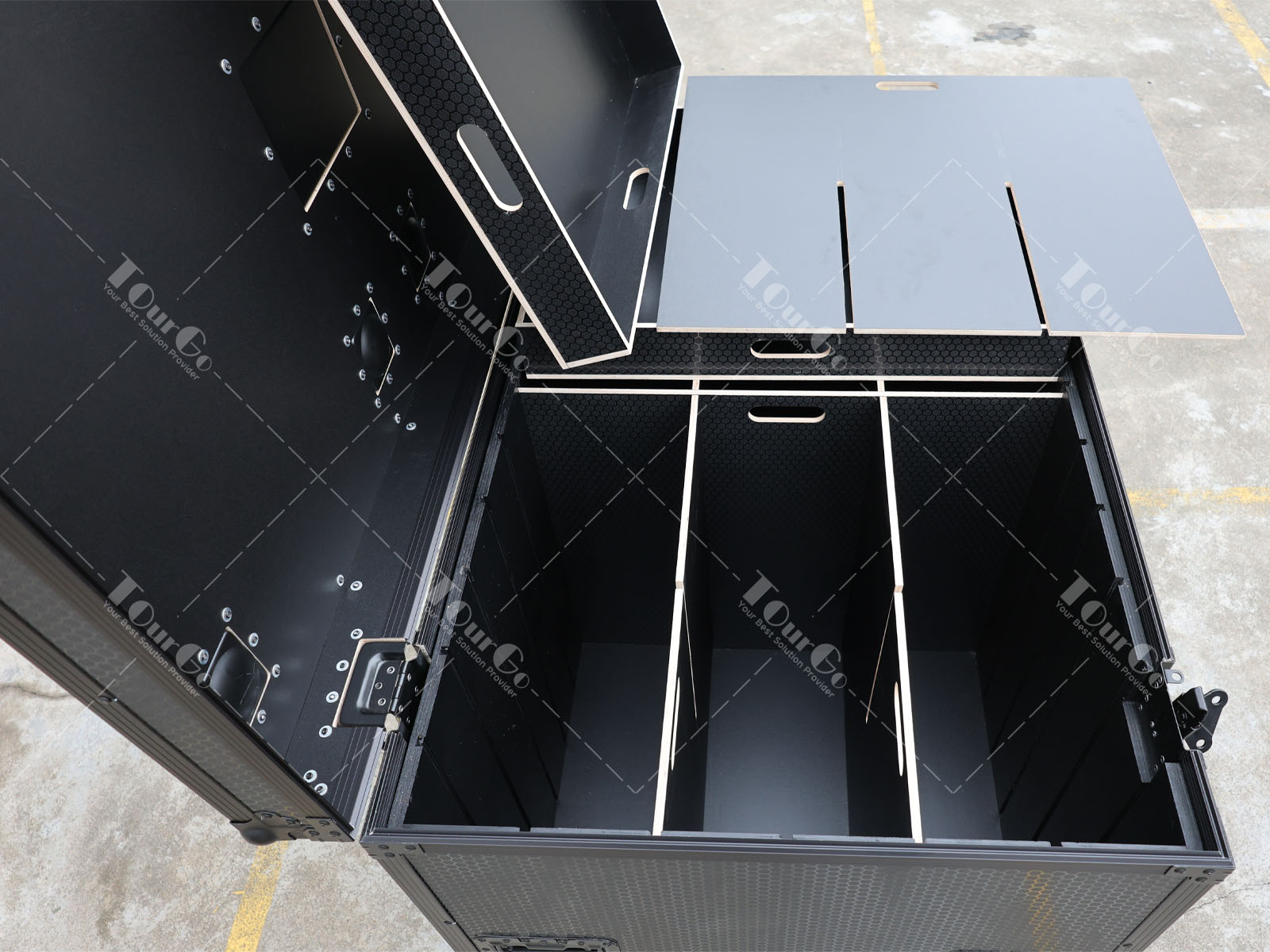 Utility Tour Trunk Case