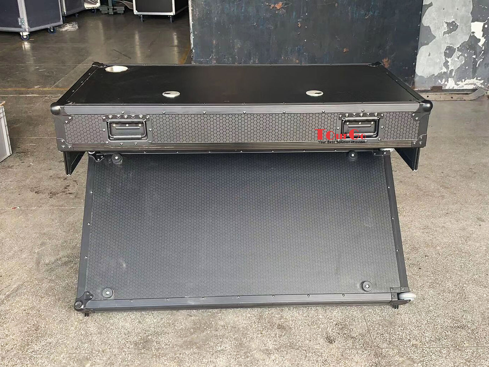 49Portable dj flight z style table