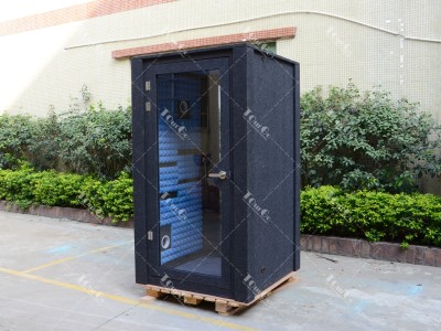 4 Office Pods