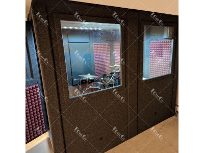 4 Drum booth