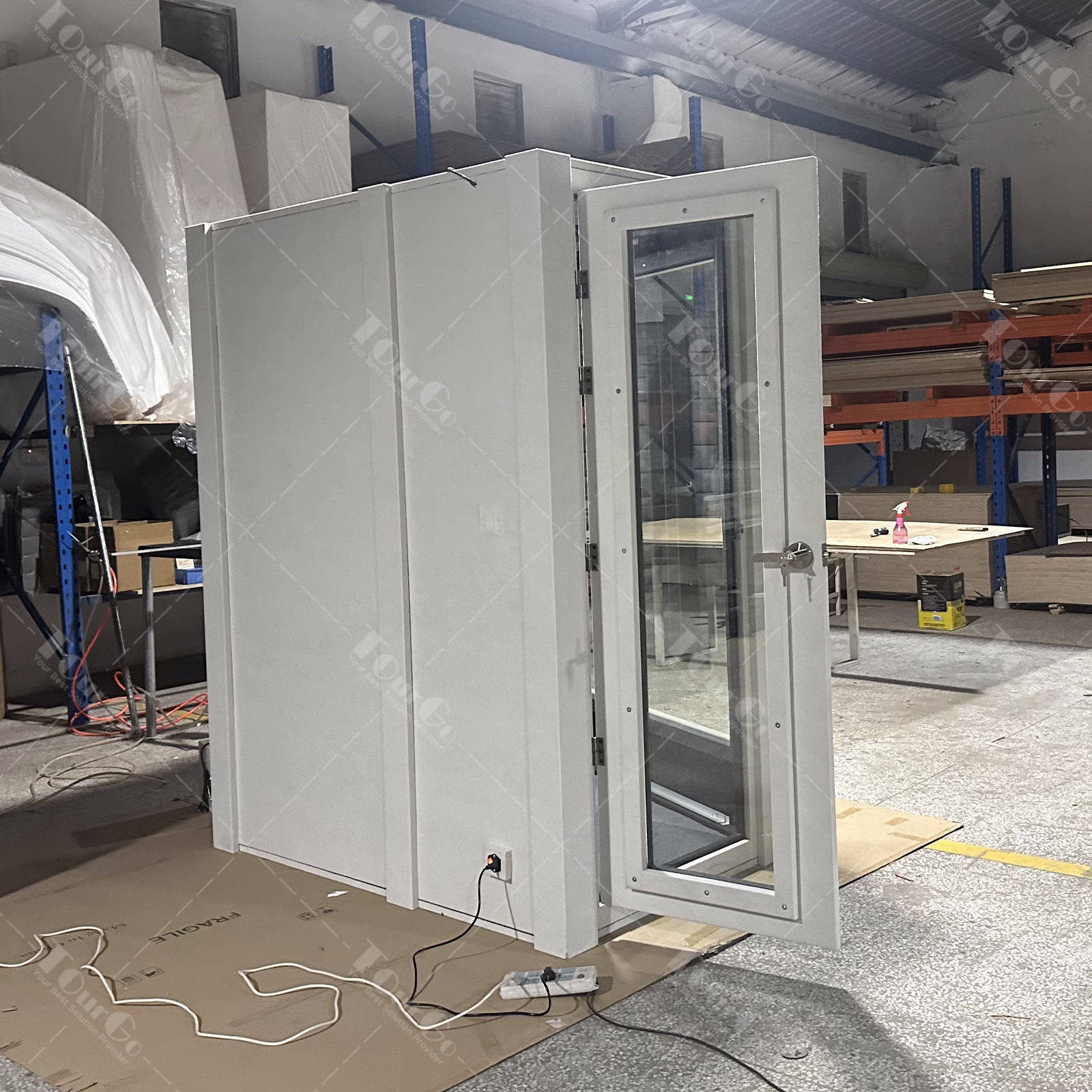 4 soundproof room
