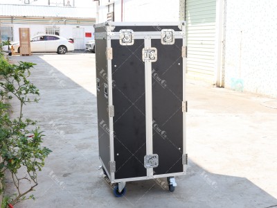 4 workbench flight case