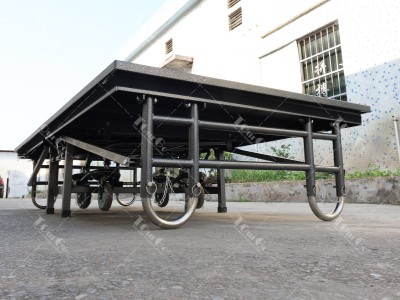 4 Folding Stage