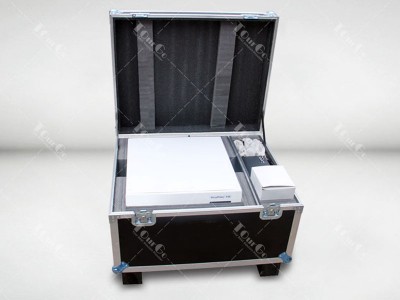 Custom Medical Equipment Shipping Cases