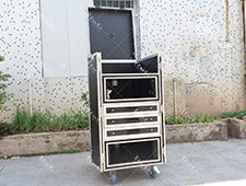 Single 17-24 inch video production workbench flight case with 2 X 4U rack