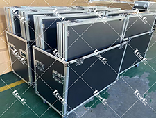 Customized Flight Case for 8pcs 1x1m Modular Stage Platform and 8pcs 40cm Height Stage Riser
