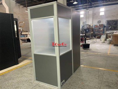 Portable ISO 4043 Simultaneous Interpretation Booth Conference Translation Booths For One Person