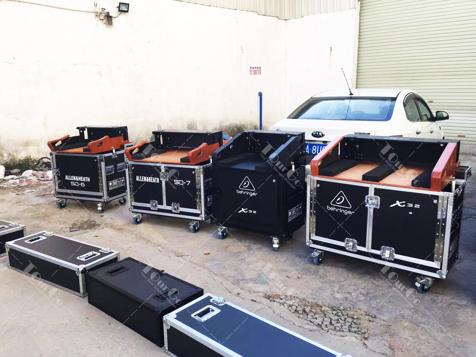 5Flip flight case for Behringer X32
