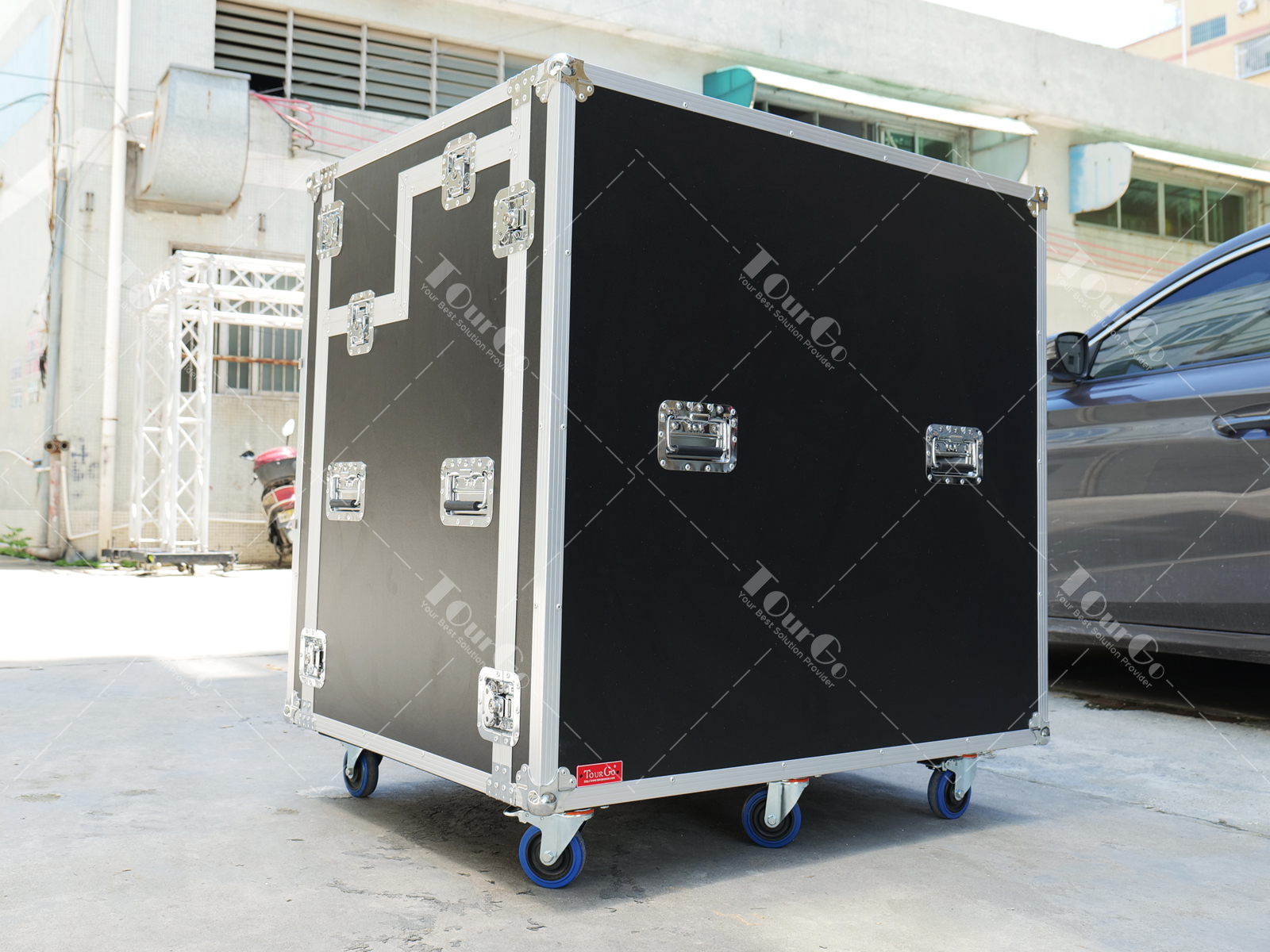 5 flight case with Production Workstation