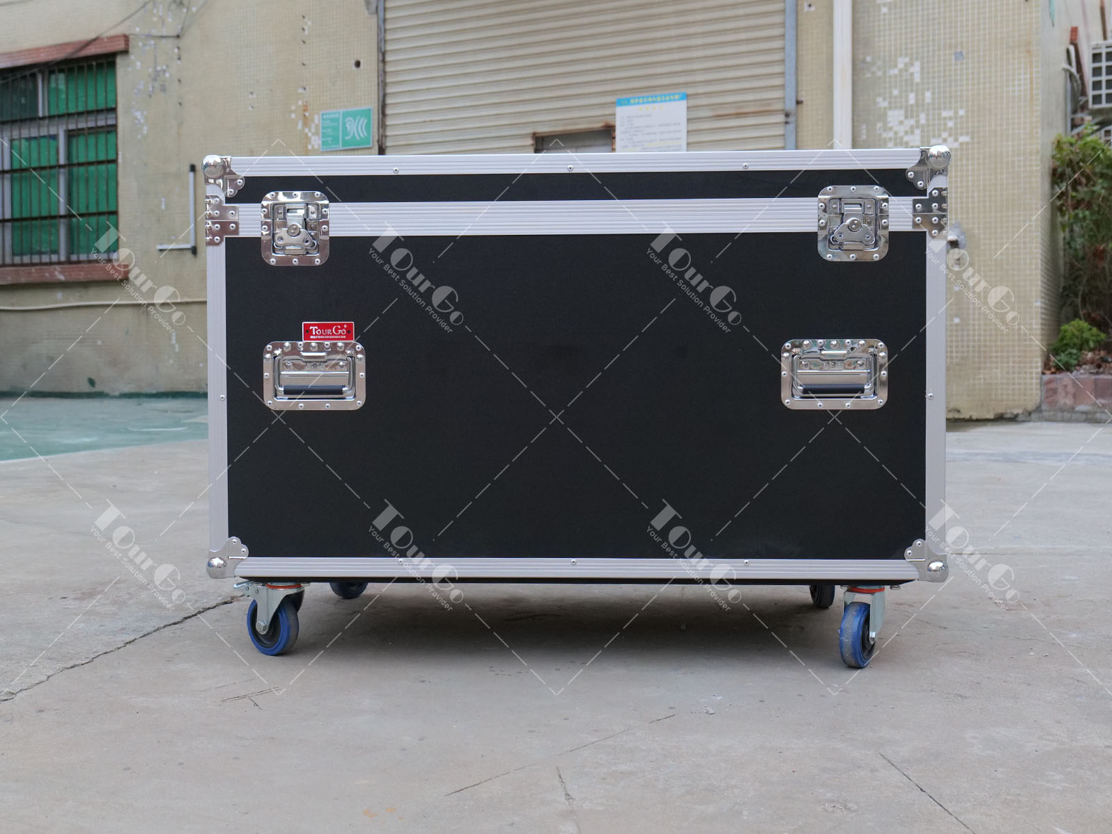 5trunk road case 