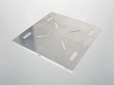 30” x 30” Tomcat Style Raised base plate Aluminum – Silver
