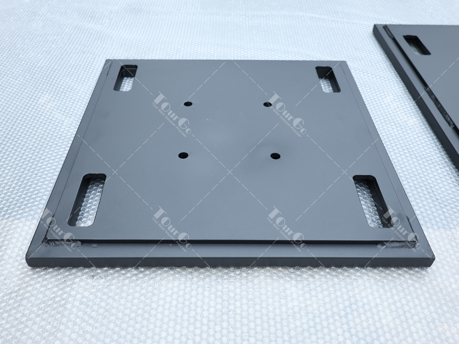 24” x 24” Tomcat Style  black base plate (Black)