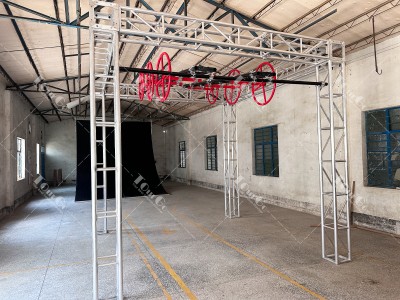 OCR 100m Obstacle– 4-Wheel Rig