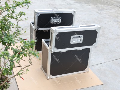 5 Universal flight case