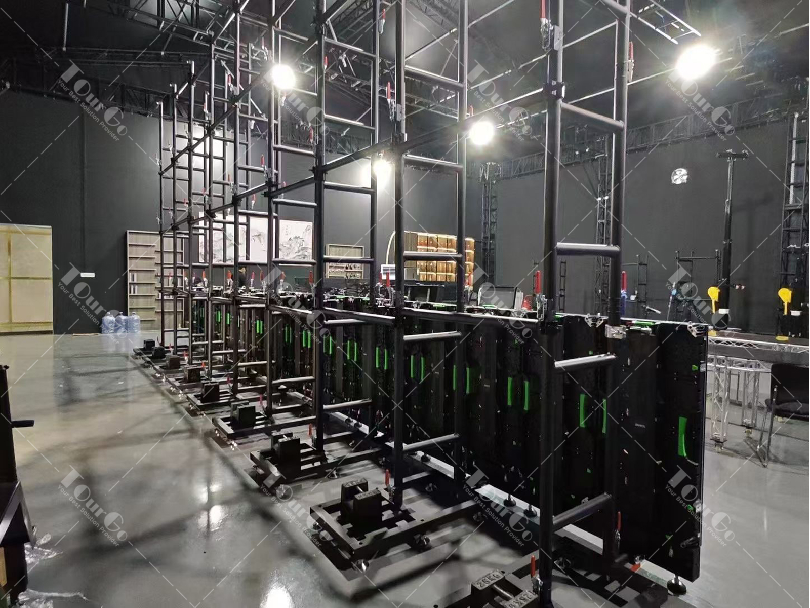 Off-ground LED Screen Ground Support