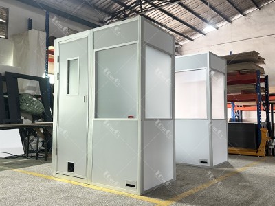5 Translation Booth