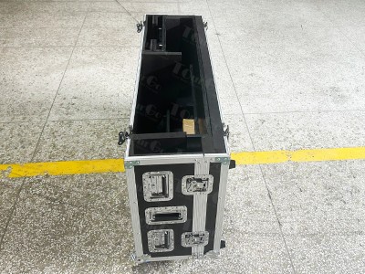 5 Transport flight case