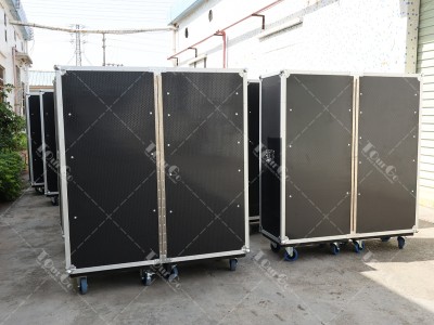 5 clamshell case