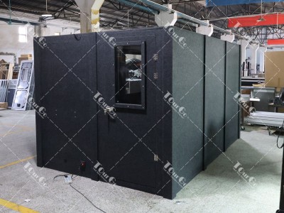 5 Recording Booth